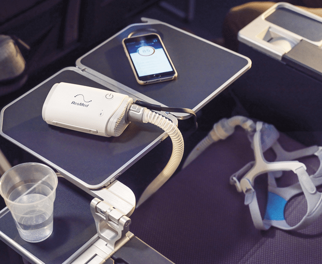 ResMed AirMini™ Review - see it on an airport tray table